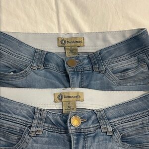 Democracy Women's Skinny Jeans x 2 pairs!!